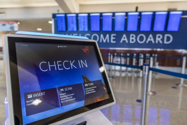 Check In Screen at Airport